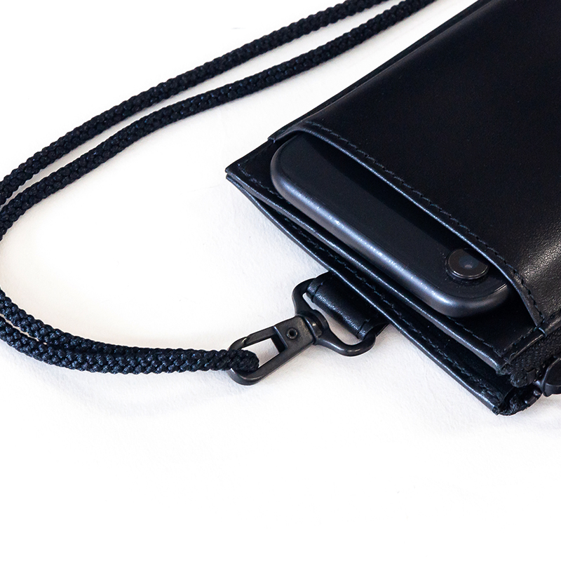 【ノストロアテュー】ピアッツァ ネックウォレット スマホ収納付財布